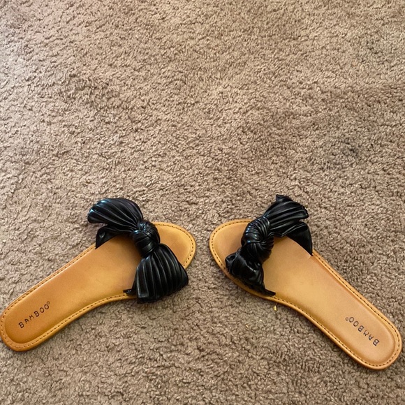 FASHION NOVA WOMENS SANDALS, BOWTIE SANDALS - Picture 3 of 3